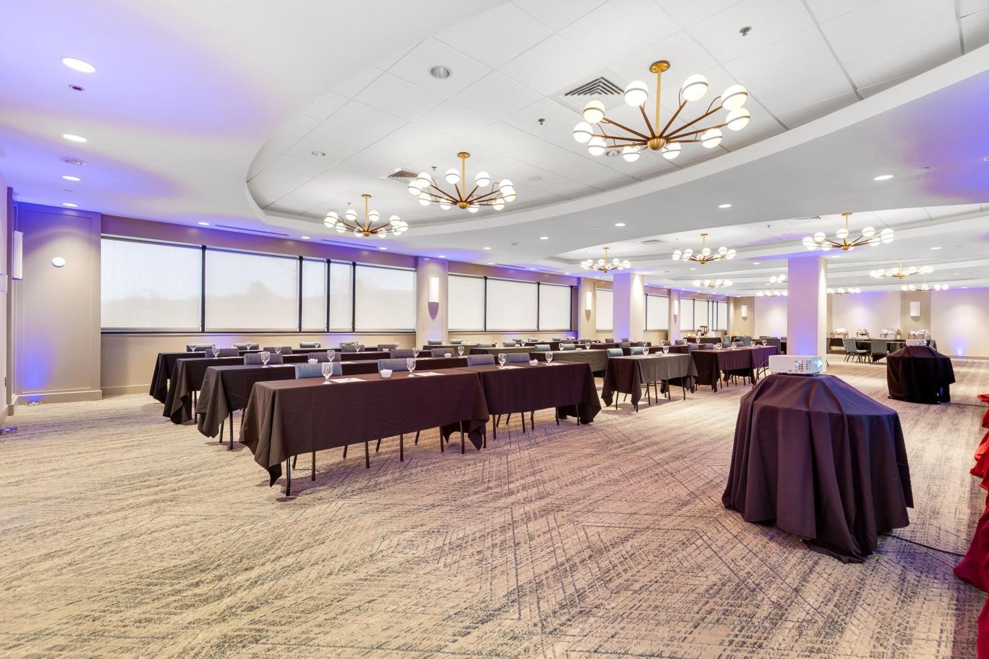 Four Points By Sheraton Boston نيوتن المظهر الخارجي الصورة